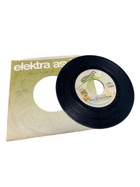 Carly Simon 45 RPM Vinyl Record "Haven't Got Time for the Pain" & "Mind on My Ma